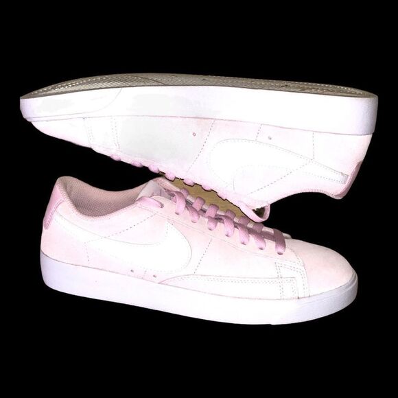 Nike Women’s Blazer Low SD 'Pink Foam'
Sneakers - Picture 4 of 7